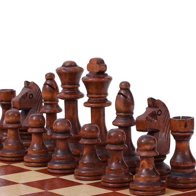 32 Pieces Wooden Chess King He - đánh giá và giá Board Game Queen