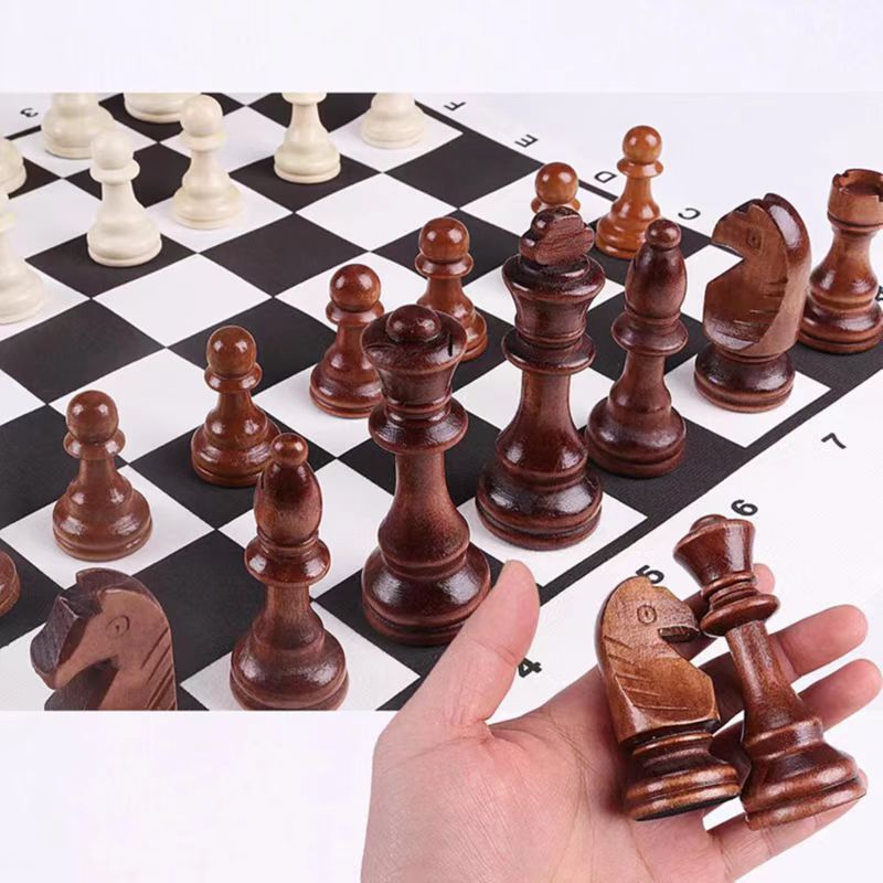 32 Pieces Wooden Chess King He - đánh giá và giá Board Game Queen
