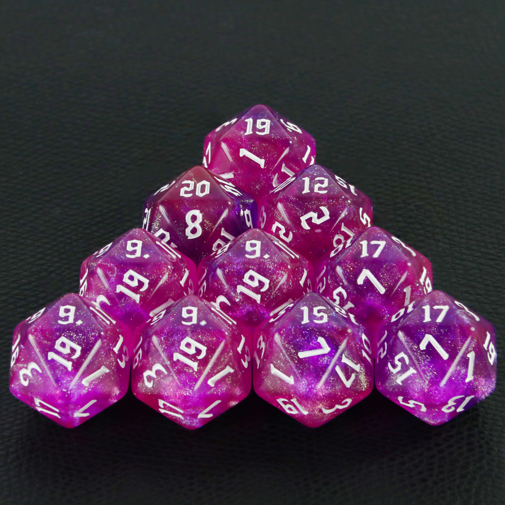 Assorted Color D20 Polyhedral  - đánh giá và giá Board Game Pandemic