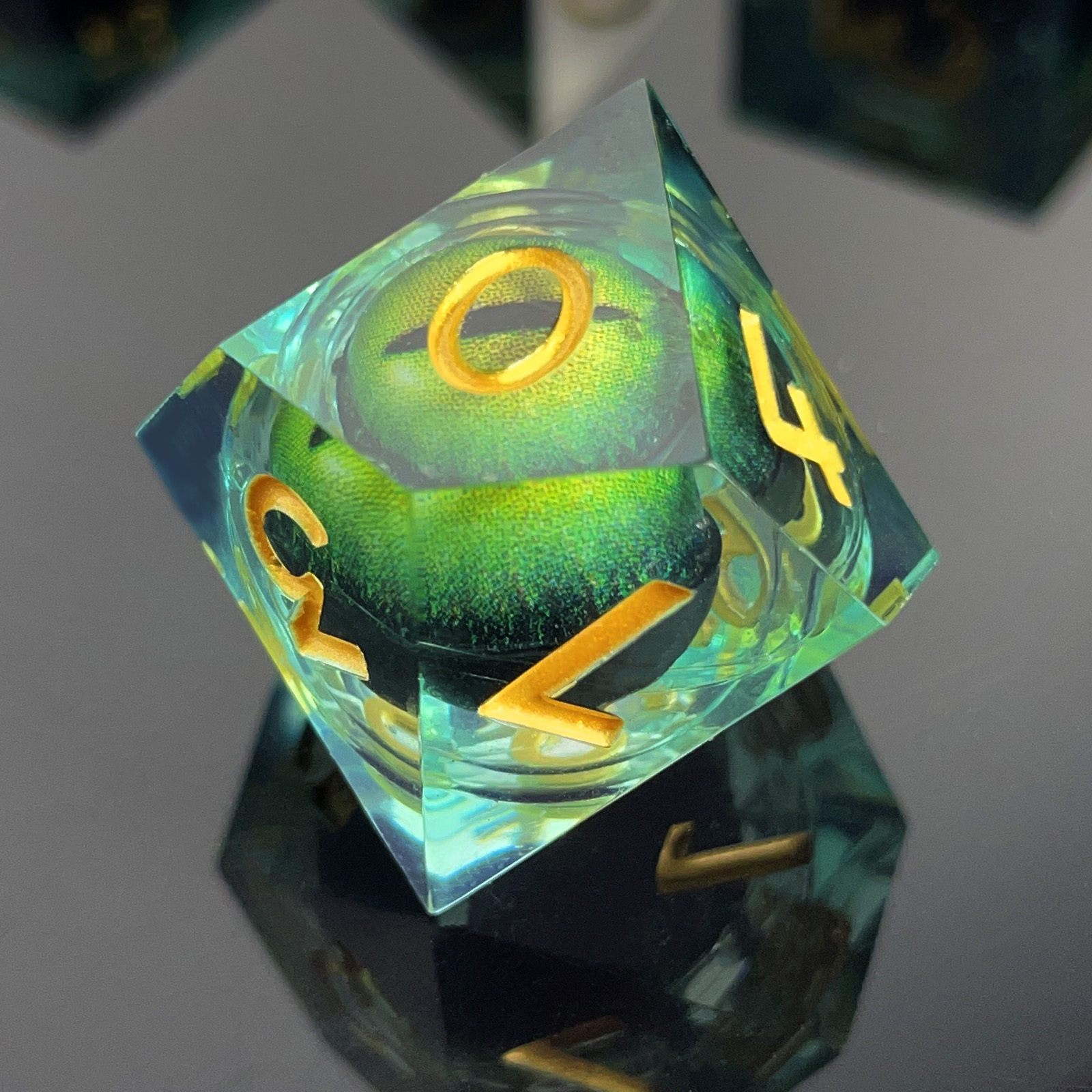 Boardgame 7 Die Polyhedral Cry - đánh giá và giá Board Game Pandemic